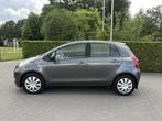 Toyota Yaris YARIS 1.3 16V VVT-I LINEA SOL AUTOMAAT, Auto's, Toyota, Automaat, 15 km/l, Gebruikt, 4 cilinders