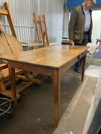 Perenhouten Tafel, Ophalen