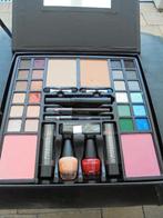 make up set, Overige kleuren, Gehele gezicht, Ophalen of Verzenden, Zo goed als nieuw