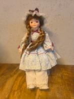 Porseleinen pop (The Heritage Mint ltd. Collection), Ophalen of Verzenden, Zo goed als nieuw, Pop, Levensecht of Reborn