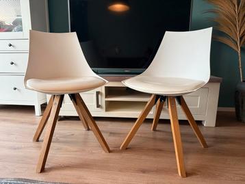 Mooie Eetkamerstoelen - Set van 2 beschikbaar voor biedingen