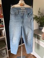 Levi’s hoge taille mom jeans, Kleding | Dames, Spijkerbroeken en Jeans, Blauw, Ophalen of Verzenden, Zo goed als nieuw, W28 - W29 (confectie 36)