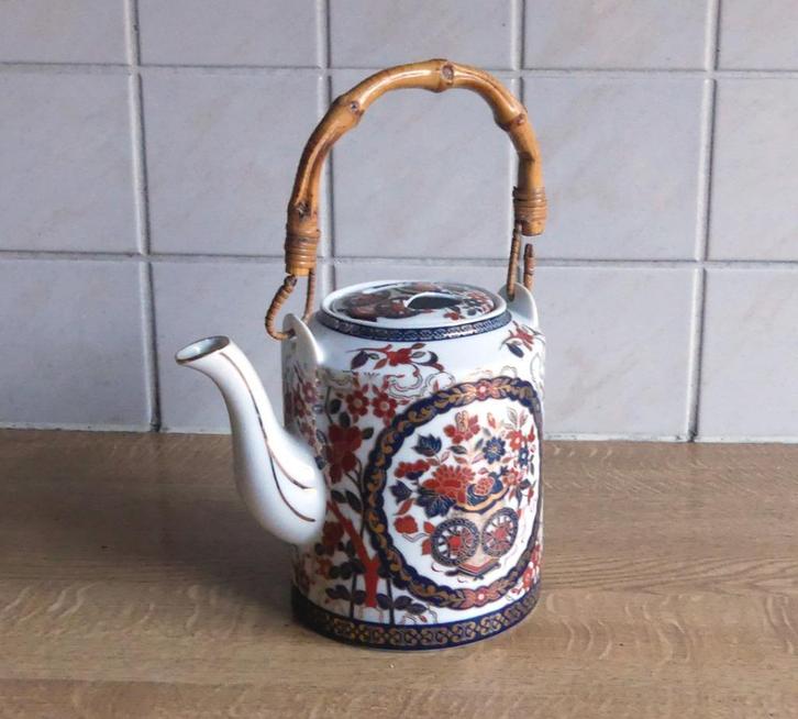 Gold Kabuki vintage theepot Imari porselein, Huis en Inrichting, Keuken | Servies, Zo goed als nieuw, Overige typen, Overige stijlen