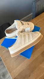 Adidas campus 00s winter low beige 42 2/3 unisex, Ophalen of Verzenden, Zo goed als nieuw, Beige, Sneakers of Gympen