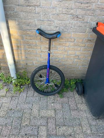 Eenwieler beschikbaar voor biedingen