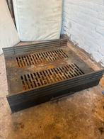 Haardrooster gietijzer met aslade, Huis en Inrichting, Ophalen, Gebruikt, 50 tot 75 cm, Minder dan 50 cm