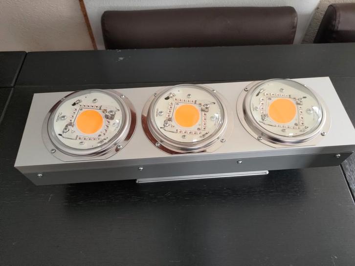 LED Groeilamp Spectro Light Blast 400 Plus - Nieuwstaat, Zakelijke goederen, Machines en Bouw | Industrie en Techniek, Ophalen of Verzenden