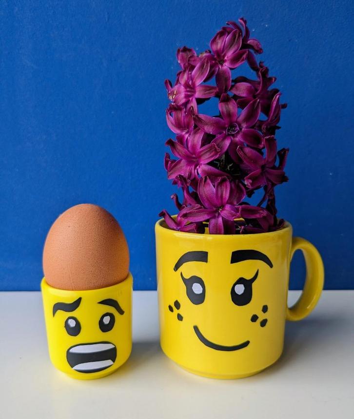 Legohoofdjes/Eierdopje & Mok voor plantje bloem potloden, Kinderen en Baby's, Speelgoed | Duplo en Lego, Gebruikt, Ophalen of Verzenden