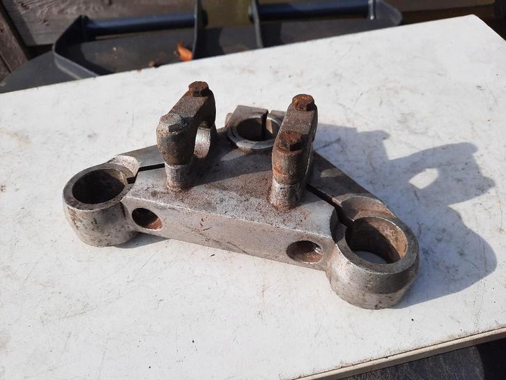 net aluminium kroonplaatje voorvork, Fietsen en Brommers, Brommeronderdelen | Oldtimers, Gebruikt, Overige merken, Overige typen