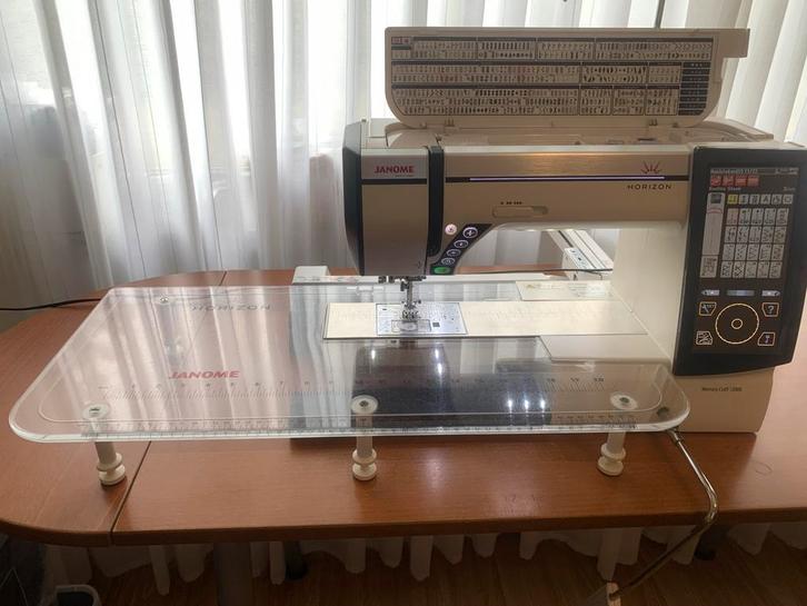 Janome Horizon MC 12000 naai- borduurmachine izgst, Hobby en Vrije tijd, Naaimachines en Toebehoren, Gebruikt, Naaimachine, Janome