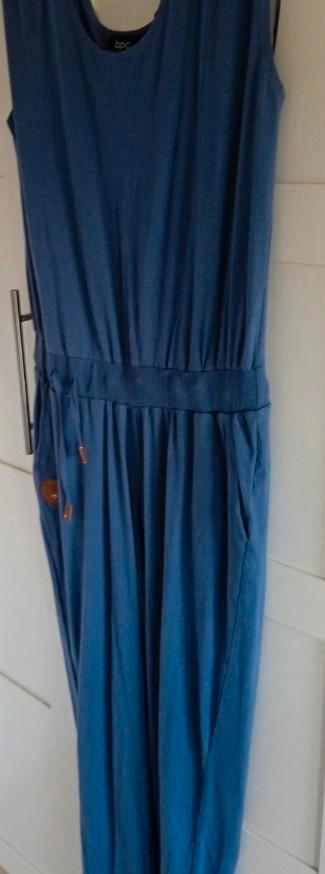 Nieuwe dames jumpsuit, maat M  beschikbaar voor biedingen