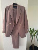 Nikkie pak, Kleding | Dames, Jasjes, Kostuums en Pakken, Kostuum of Pak, Bruin, Ophalen of Verzenden, Zo goed als nieuw