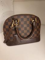 Bruine tas, Sieraden, Tassen en Uiterlijk, Tassen | Damestassen, Ophalen of Verzenden, Zo goed als nieuw, Bruin, Handtas