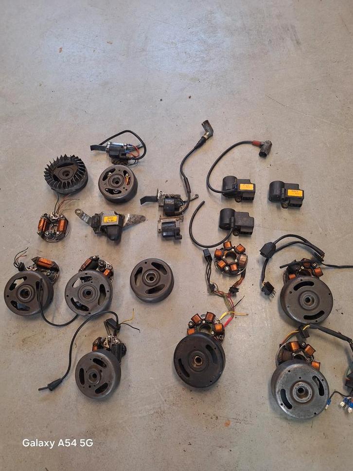 Kreidler Bosch ontsteking, uitlaten en voorvorken, Fietsen en Brommers, Brommeronderdelen | Kreidler, Zo goed als nieuw, Uitlaat