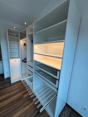 Ikea Pax Kast beschikbaar voor biedingen