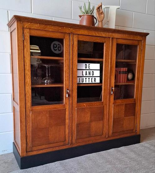 Vintage eiken jaren '20 schoolkast, Art deco buffetkast, Huis en Inrichting, Kasten | Vitrinekasten, Gebruikt, 100 tot 150 cm