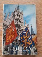 Gouda door Drs. Jan Schouten, mooi tijdsbeeld uit de sixties, Ophalen of Verzenden