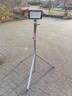 Felle LED bouwlamp op statief., Doe-het-zelf en Verbouw, Ophalen, Lamp met armatuur, Met statief