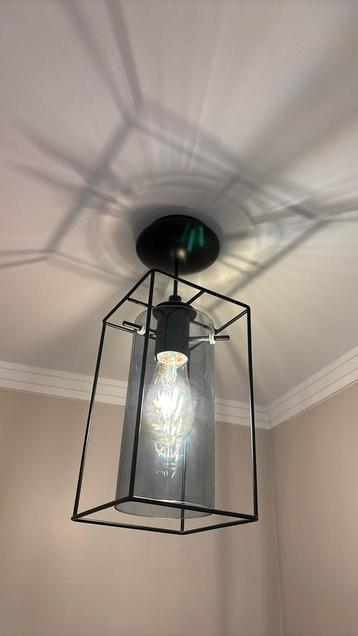 Moderne plafondlamp 15x15 cm beschikbaar voor biedingen