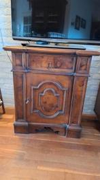 Antiek kastje b.v tv kast, Antiek en Kunst, Antiek | Meubels | Kasten, Ophalen of Verzenden