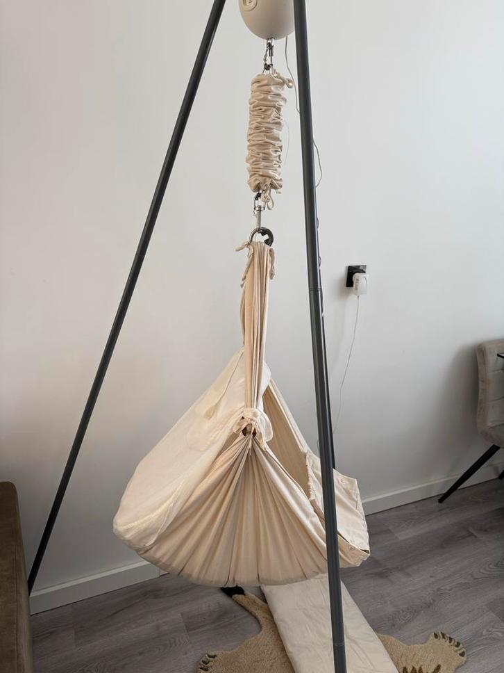 Moonboon Babyhangmat met Wiegmotor connect, Kinderen en Baby's, Babywiegjes en Ledikanten, Zo goed als nieuw, Wieg, Ophalen