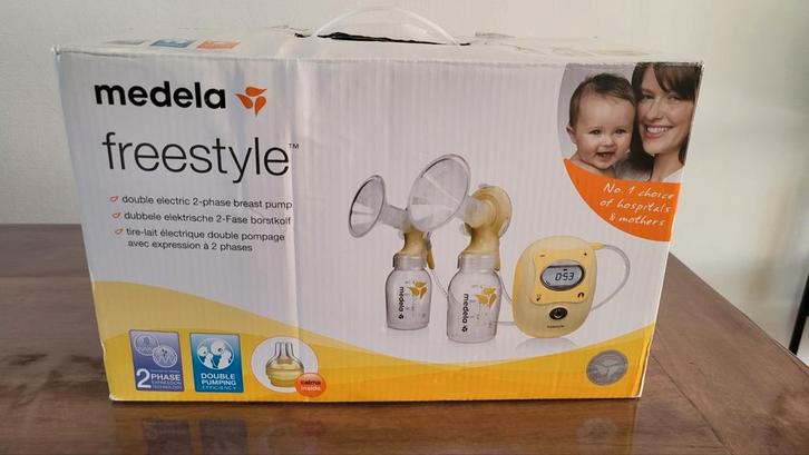 Borstvoedingskolf met extra's, Kinderen en Baby's, Babyvoeding en Toebehoren, Zo goed als nieuw, Borstkolf, Ophalen of Verzenden
