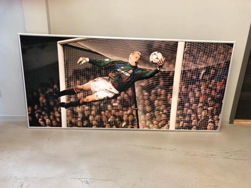 Peter Schmeichel Poster Ingelijst “The Save”., Verzamelen, Sportartikelen en Voetbal, Zo goed als nieuw, Poster, Plaatje of Sticker