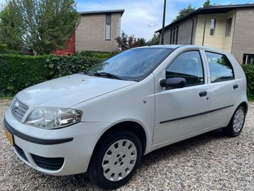 Fiat Punto 1.2 44kw 5DR 2009 Wit eerste eigenaar  beschikbaar voor biedingen