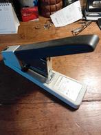 Nuvus blok nietmachine, Ophalen of Verzenden, Gebruikt