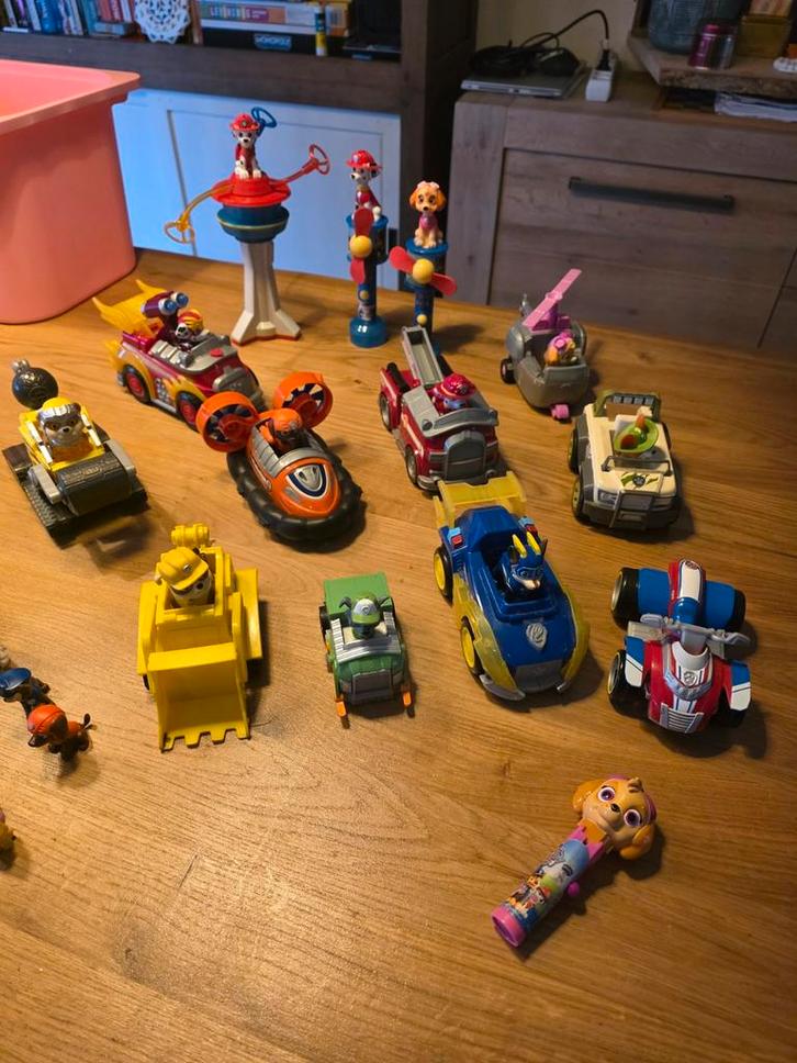 Verzameling Paw patrol voertuigen inclusief pups., Kinderen en Baby's, Speelgoed | Actiefiguren, Gebruikt, Ophalen of Verzenden