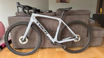 Trek Domane SL7 Gen 4 Ultegra DI2 en power meter. Maat 54 beschikbaar voor biedingen