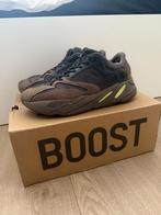 Yeezy Boost 700 Mauve, Bruin, Ophalen of Verzenden, Sneakers of Gympen, Adidas Yeezy