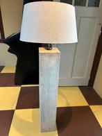 Staande vloer lamp, Huis en Inrichting, Lampen | Vloerlampen, Ophalen, Gebruikt, Hout, 150 tot 200 cm