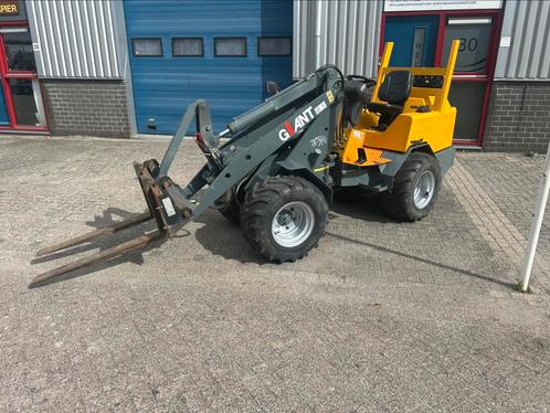 Giant v361 shovel, Zakelijke goederen, Machines en Bouw | Kranen en Graafmachines, Wiellader of Shovel, Ophalen of Verzenden