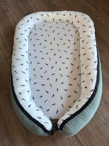 Nestje / Baby Cocoon beschikbaar voor biedingen