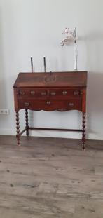 Secretaire., Ophalen