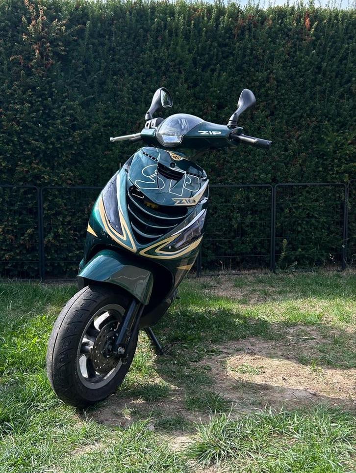 172cc Zip, Fietsen en Brommers, Brommeronderdelen | Scooters, Zo goed als nieuw, Piaggio, Frame, Ophalen