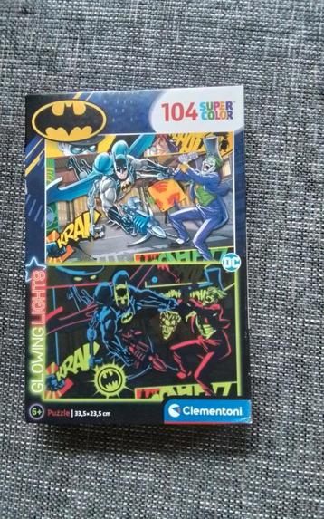 Clementoni Puzzel BATMAN Glowing Lights (+Spidy puzzel). beschikbaar voor biedingen