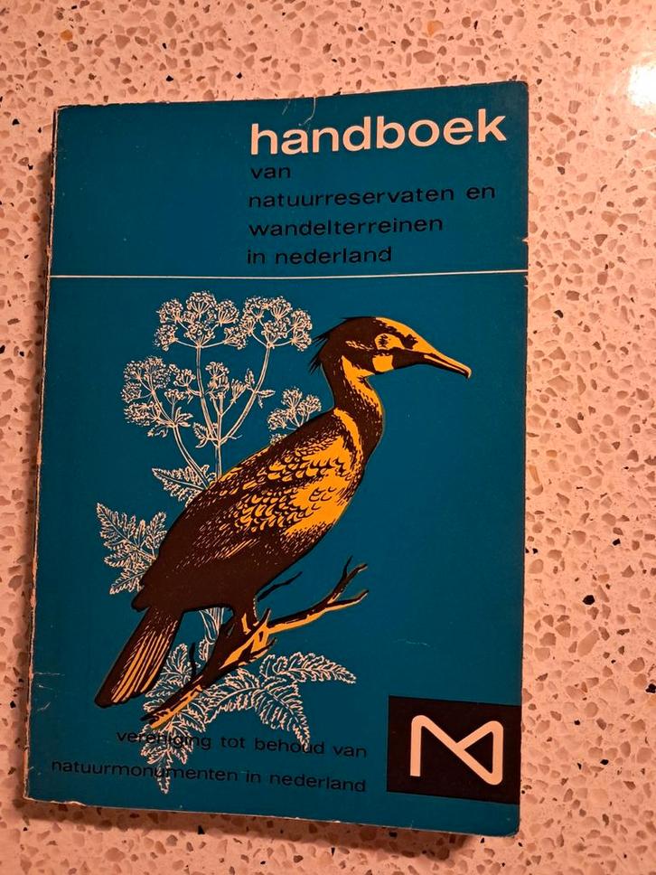 Handboek Natuurreservaten en Wandelterreinen, Boeken, Natuur, Gelezen, Wandel- of Recreatiegebieden, Ophalen of Verzenden