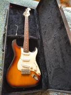 Fender Squier Stratocaster - Sunburst, Muziek en Instrumenten, Snaarinstrumenten | Gitaren | Elektrisch, Ophalen, Gebruikt, Solid body
