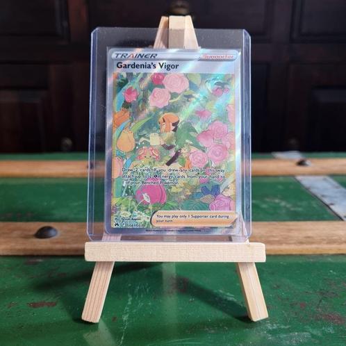 Gardenia's Vigor CRZ GG61, Hobby en Vrije tijd, Verzamelkaartspellen | Pokémon, Zo goed als nieuw, Losse kaart, Foil, Ophalen of Verzenden