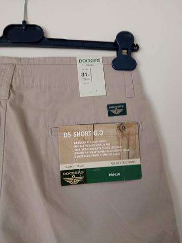 Dockers Khakis D5 Short G.O Mt 31 nieuw nooit gedragen  beschikbaar voor biedingen