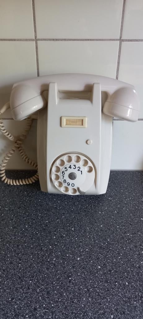 Ericsson PTT 11421 bakelieten wandtelefoon vintage, Telecommunicatie, Vaste telefoons | Niet Draadloos, Bakeliet, Met draaischijf