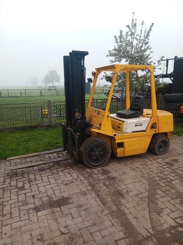 Tcm 3 ton diesel heftruck  beschikbaar voor biedingen