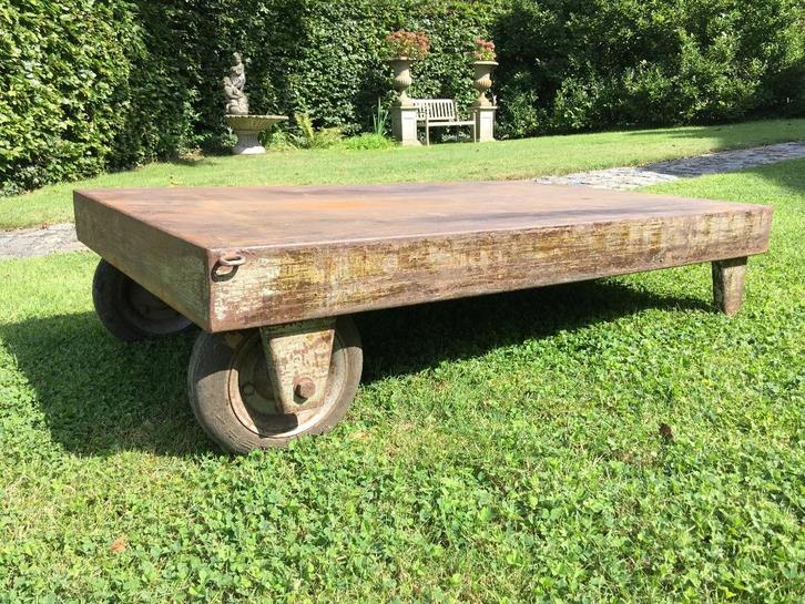 Unieke industriële loftstijl salontafel, Huis en Inrichting, Tafels | Salontafels, Gebruikt, Minder dan 50 cm, 50 tot 100 cm, 100 tot 150 cm