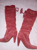 Rode Suède Laarzen - Maat 39, Kleding | Dames, Schoenen, Ophalen of Verzenden, Zo goed als nieuw, Rood, Hoge laarzen