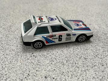 Lancia Delta S Rallye van Burago beschikbaar voor biedingen