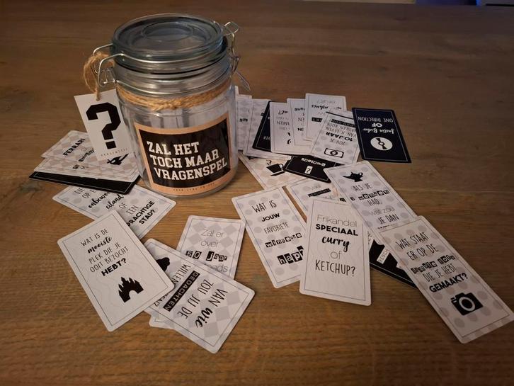 Zal Het Toch Maar Vragen Spel, Hobby en Vrije tijd, Gezelschapsspellen | Bordspellen, Zo goed als nieuw, Een of twee spelers, Drie of vier spelers