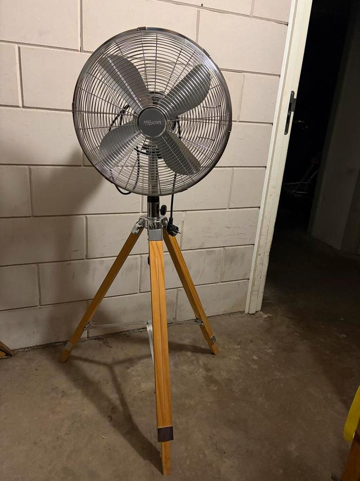 Tristar Statief Ventilator - Stijlvol en Krachtig!, Witgoed en Apparatuur, Airco's, Zo goed als nieuw, Staande ventilator, Minder dan 60 m³