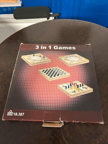 3-in-1 Bordspel: Ganzenbord, Dammen, Mens-erger-je-niet beschikbaar voor biedingen